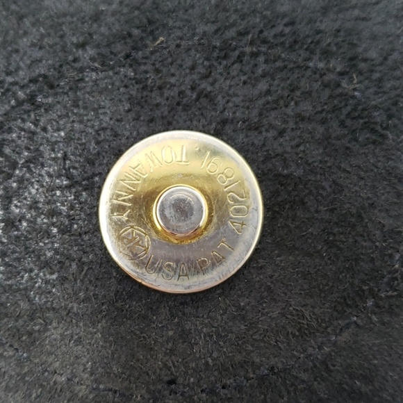 3/$30 bundle and save! Leather Micheal Green Bag - Picture 6 of 8